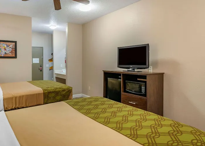 Hotel Econo & Granite - St Louis Granite City