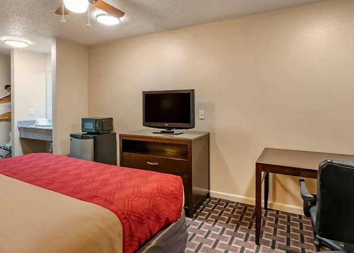 Hotel Econo & Granite - St Louis Granite City