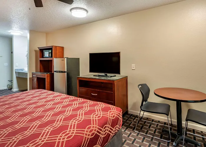 Hotel Econo & Granite - St Louis